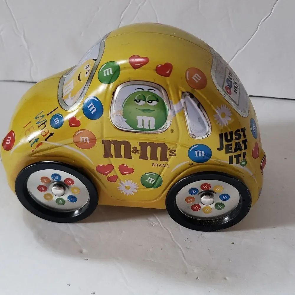 M&M's Tin Car  - Picture 4 of 9